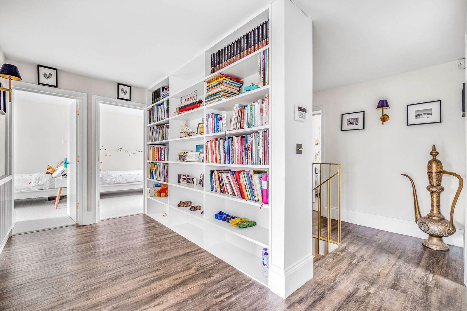 Property Image 37fd6366-7e50-43d0-bc1a-962774ba56b5