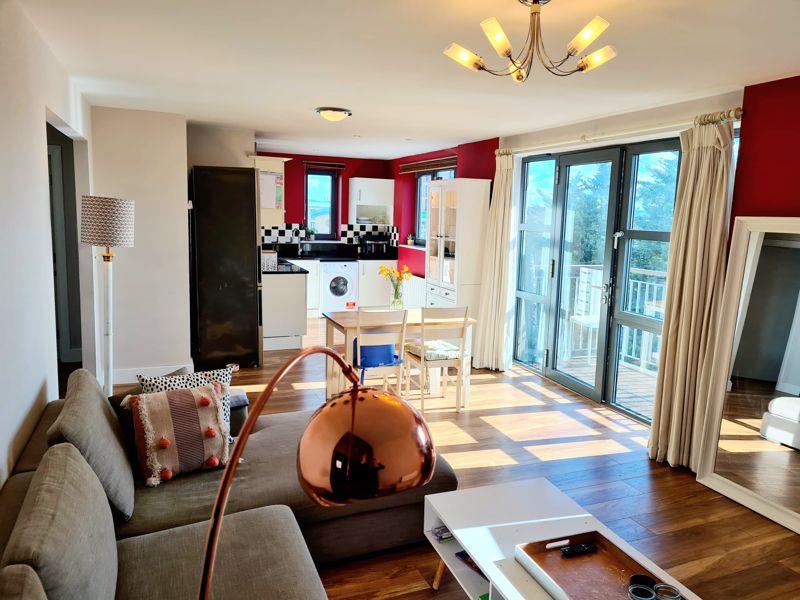 Property Image 37fefc59-89d5-48cd-a607-e0c60decaab4