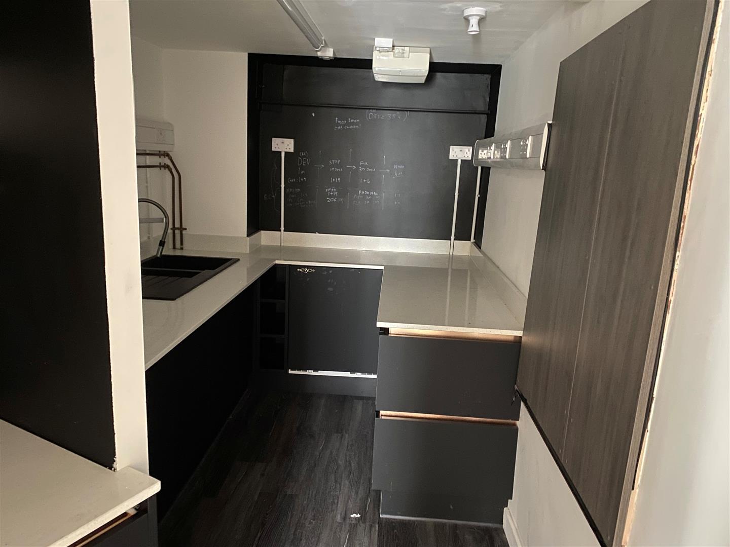 Property Image 3802f412-b1f6-4dbd-951f-aeee55985a32