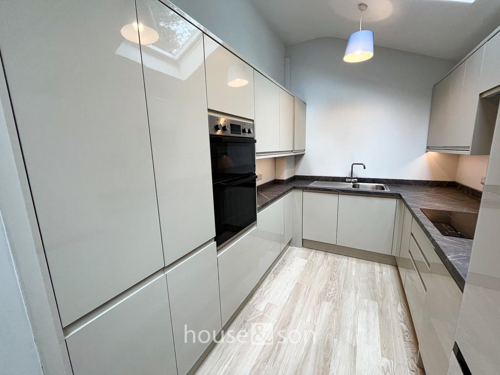 Property Image 3805a844-25c9-4de1-8adb-4a4db74bbc54