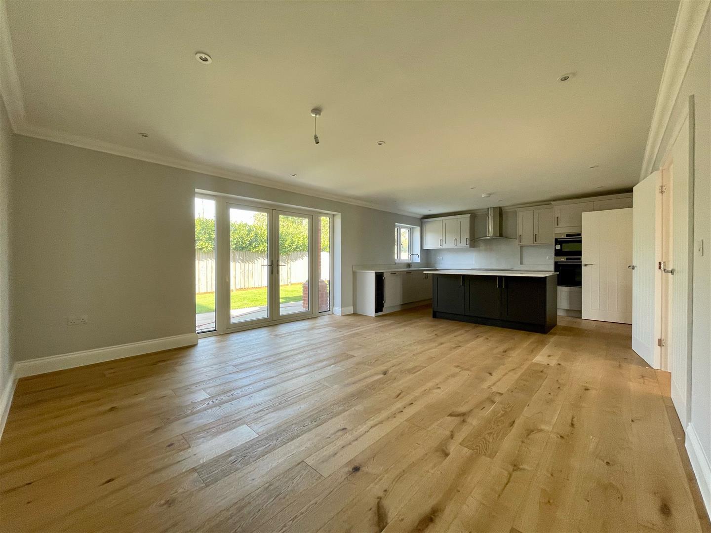 Property Image 38073689-3c40-457e-a770-339b299f69c0