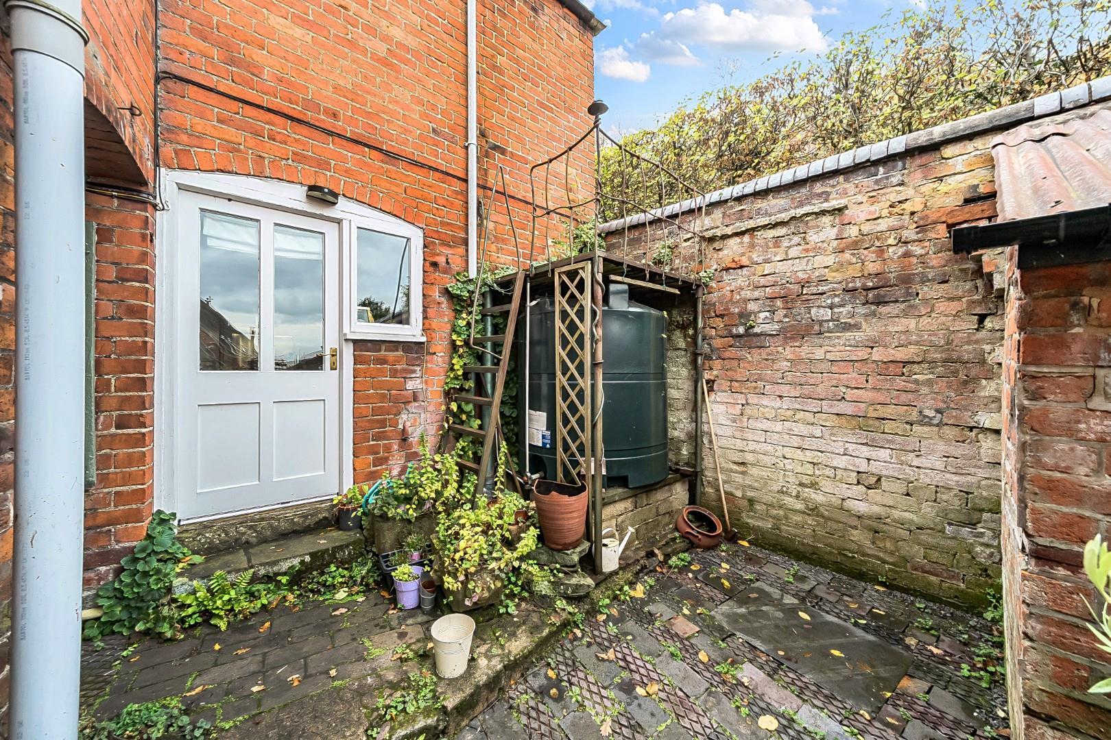 Property Image 380e99ce-1faf-4c90-9cbf-5c247db5d0e6