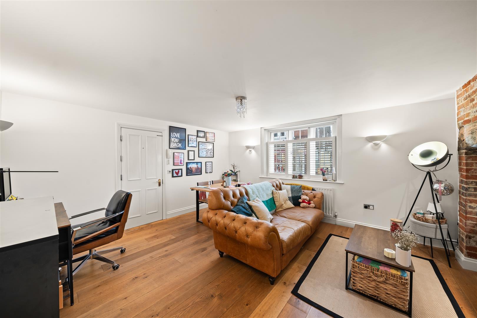 Property Image 38107f2b-57a9-44c7-b691-16e69c69ae0f
