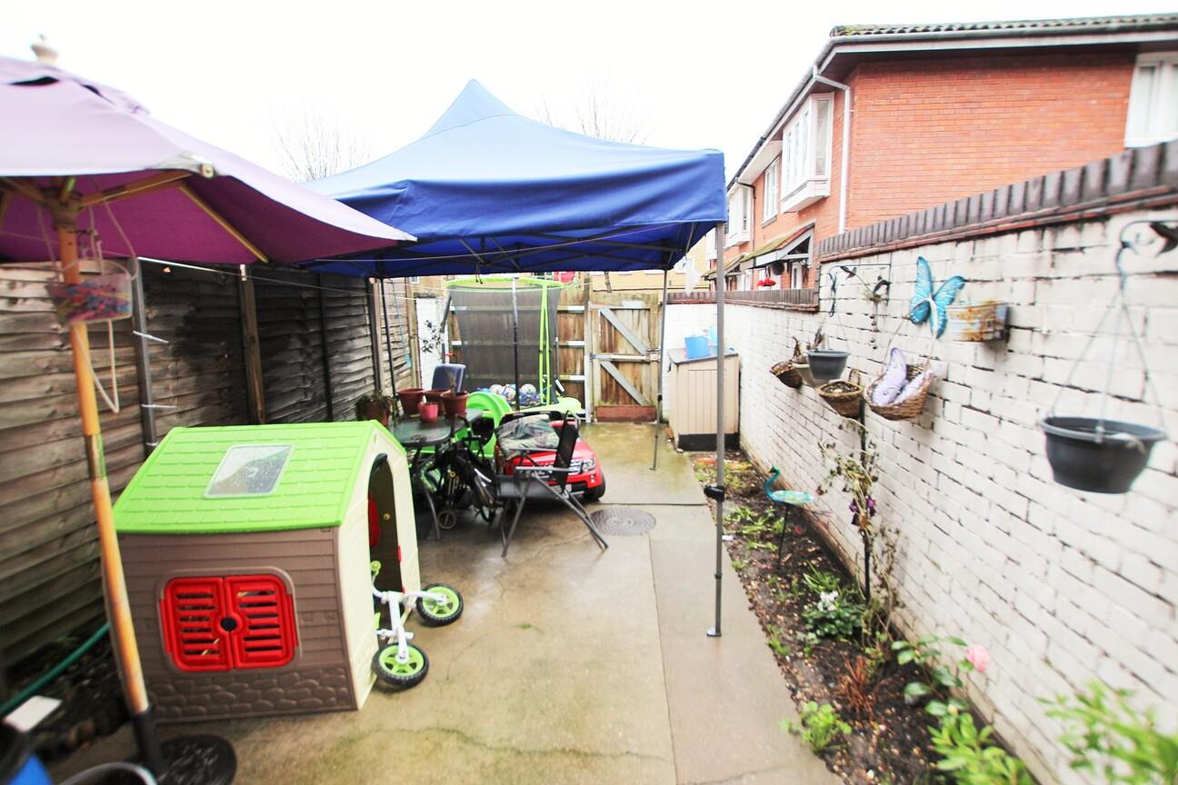Property Image 381835f9-49bb-464a-8daf-b6380ef737d3