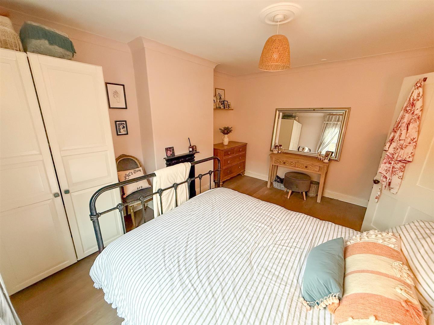 Property Image 38186a84-a0d9-4693-b6a3-258f69b0627d