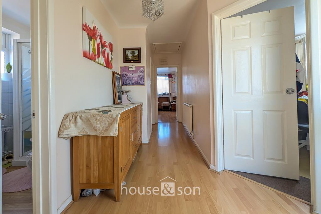 Property Image 38205878-d17f-4250-b2f6-af9362085eb8