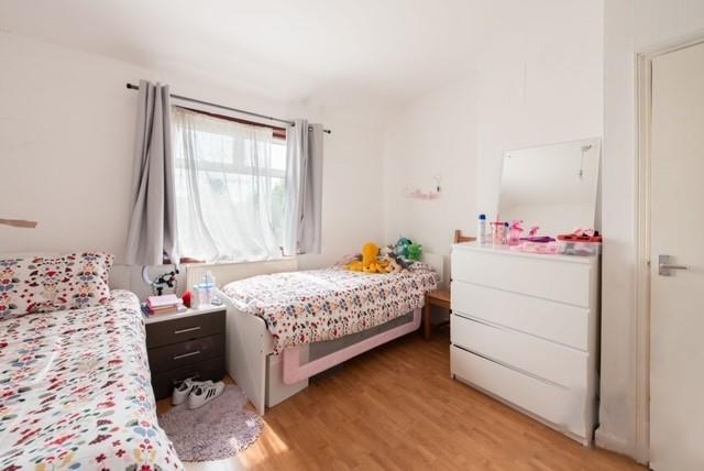 Property Image 38258d3e-b75c-4af1-8d10-356514de3359