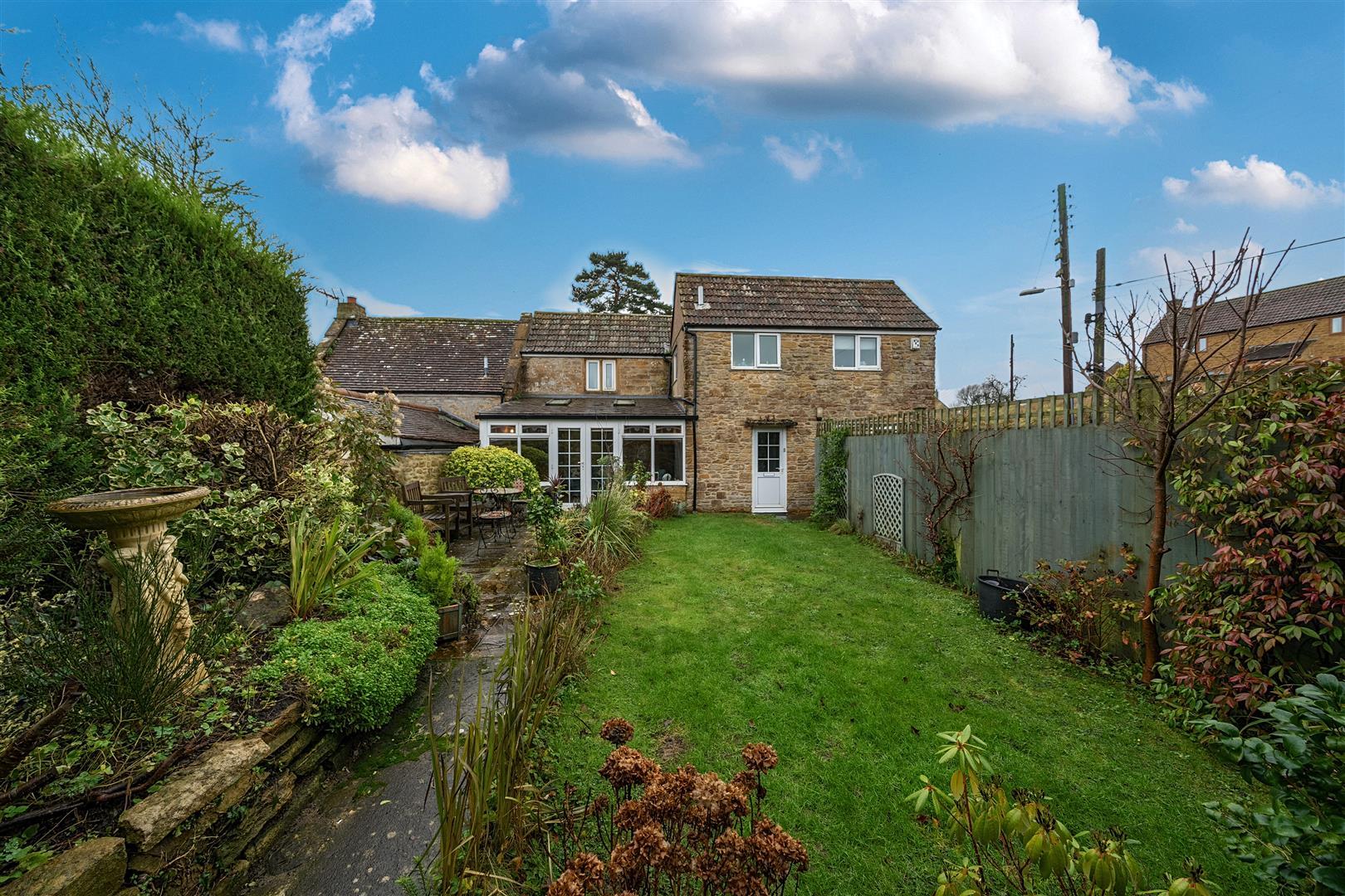 Property Image 382e6d74-3d03-4530-8c2b-3c665069b92f