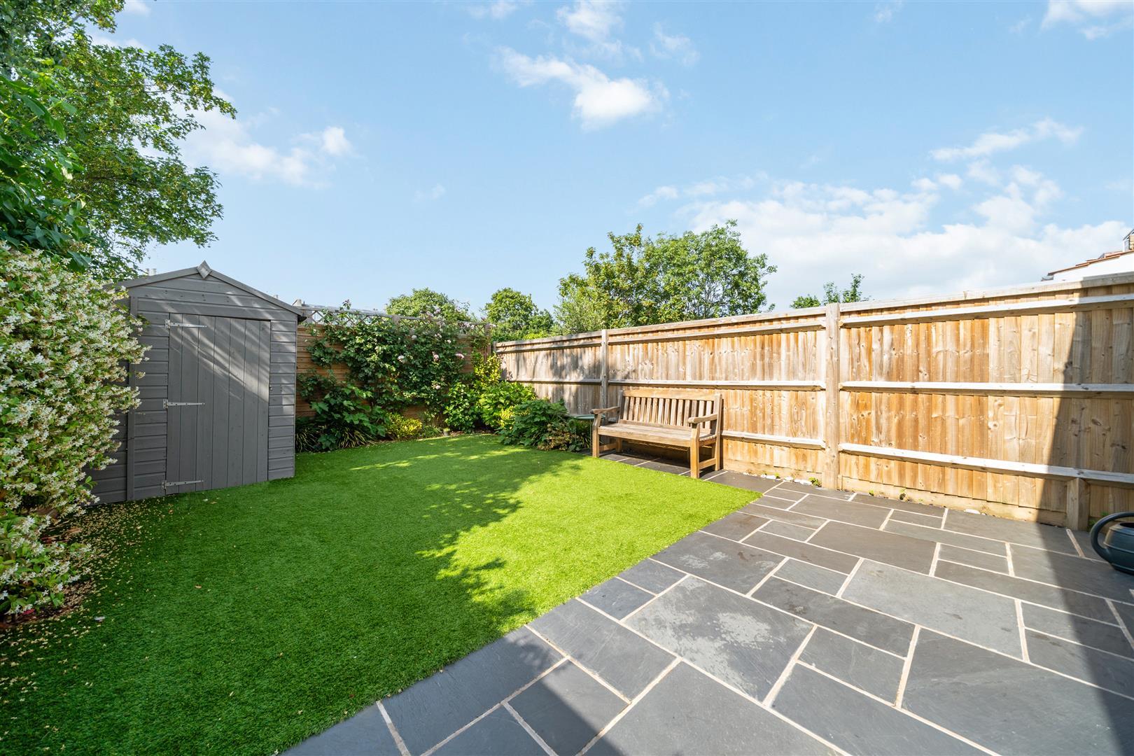 Property Image 383017e1-9c5f-4033-83fb-a1ecb0155333