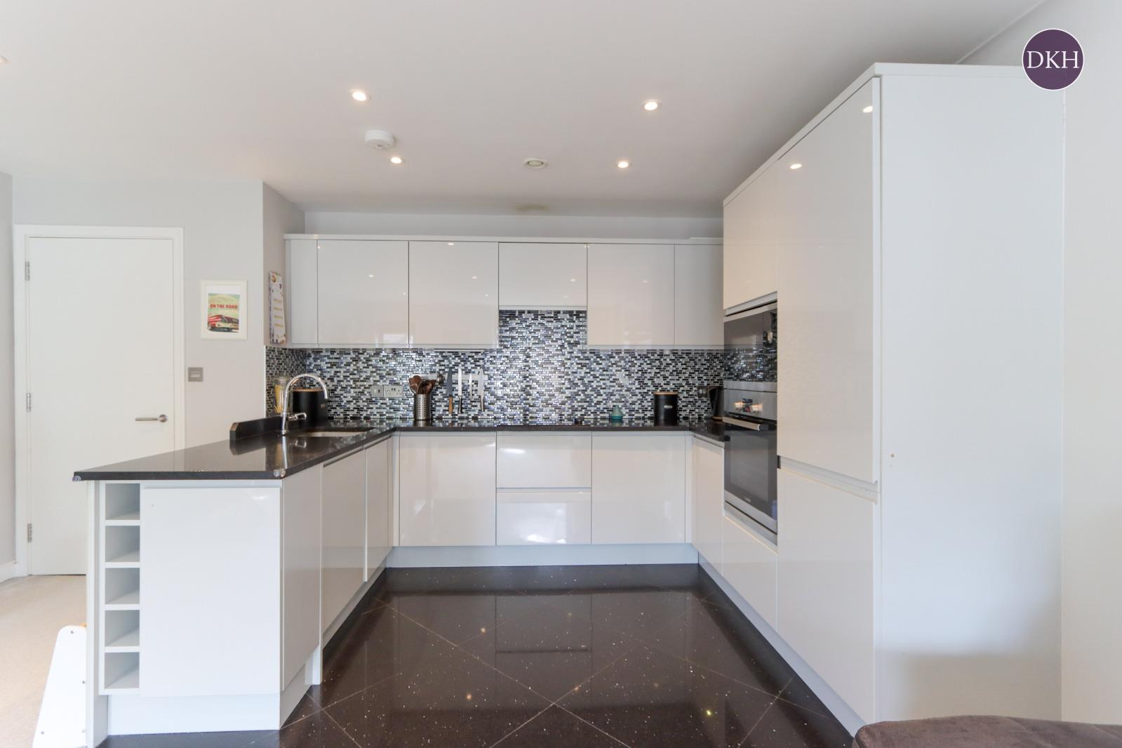 Property Image 3834a71a-c712-4164-9859-293feb03aafd