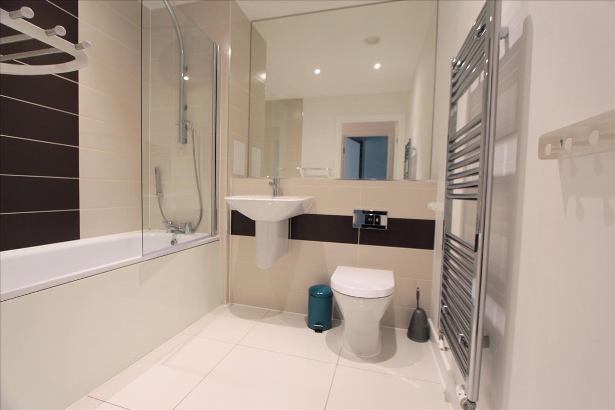 Property Image 385142f5-5a24-4241-956d-692208f490c0