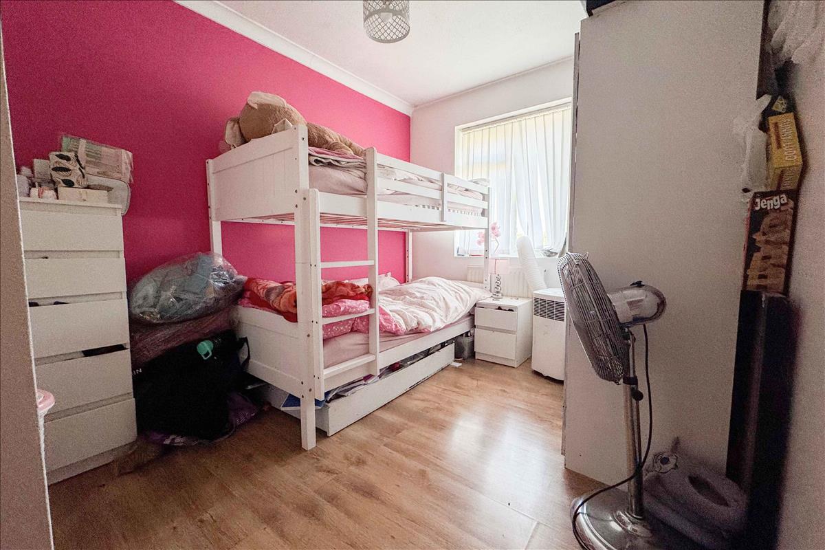Property Image 38572ca6-f0e8-418e-9a66-b4d84a19f965
