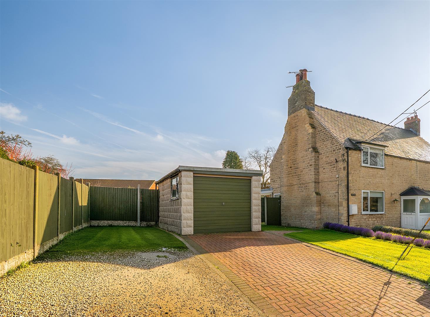 Property Image 385848b5-ecde-4797-94ee-83b4a2975de5