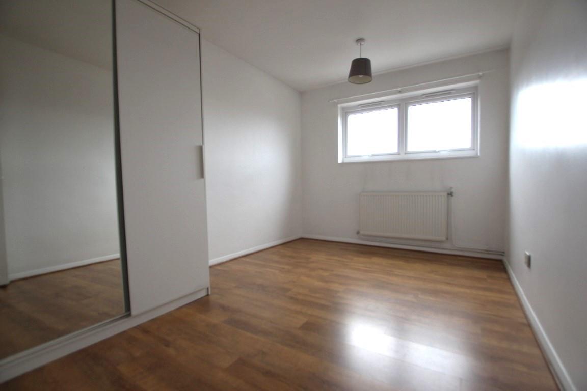 Property Image 38595322-e555-4bb7-8c2b-56afb2f01412