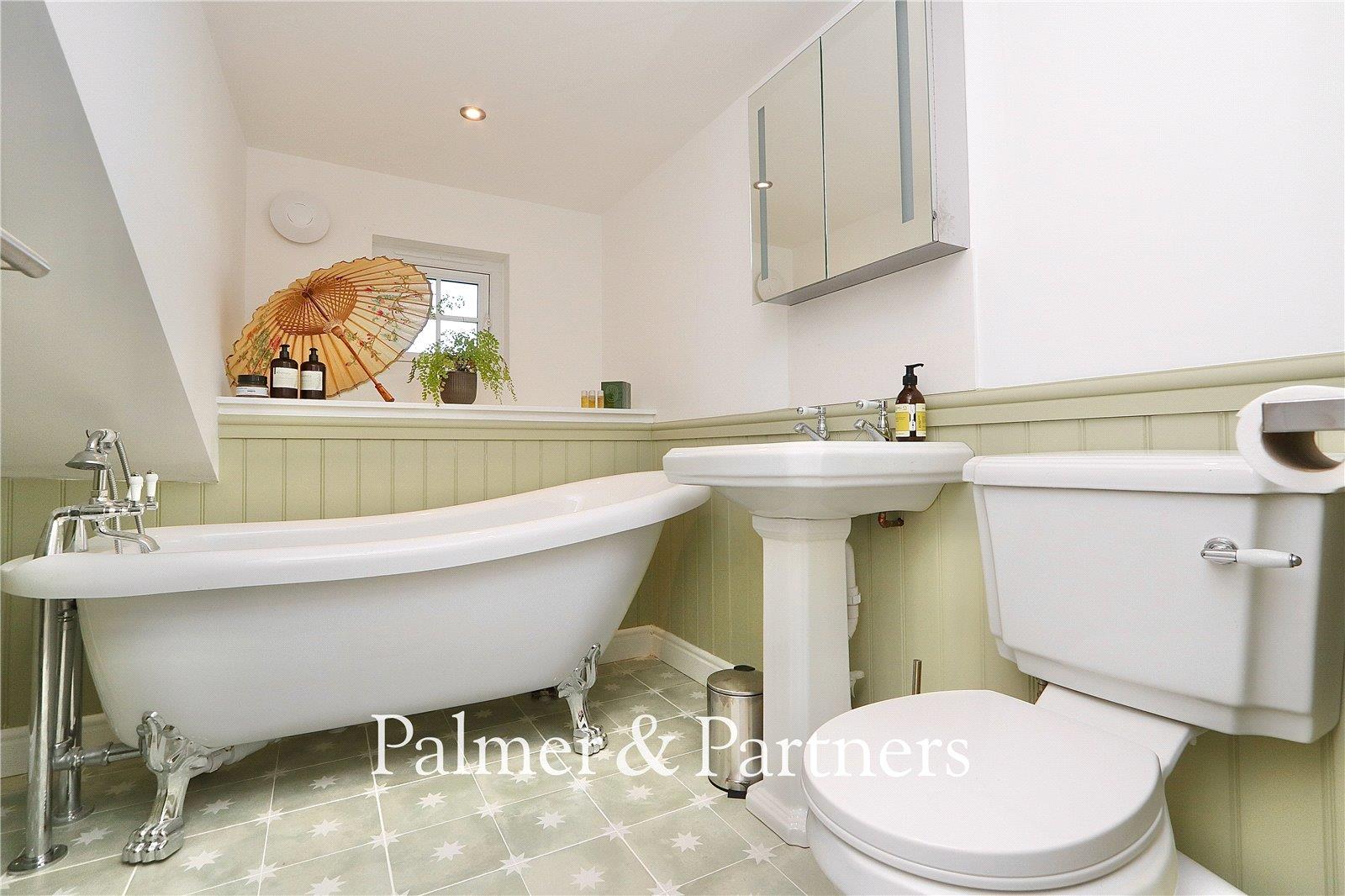 Property Image 385b3fc6-f3d2-4241-b196-b8267b9632f9