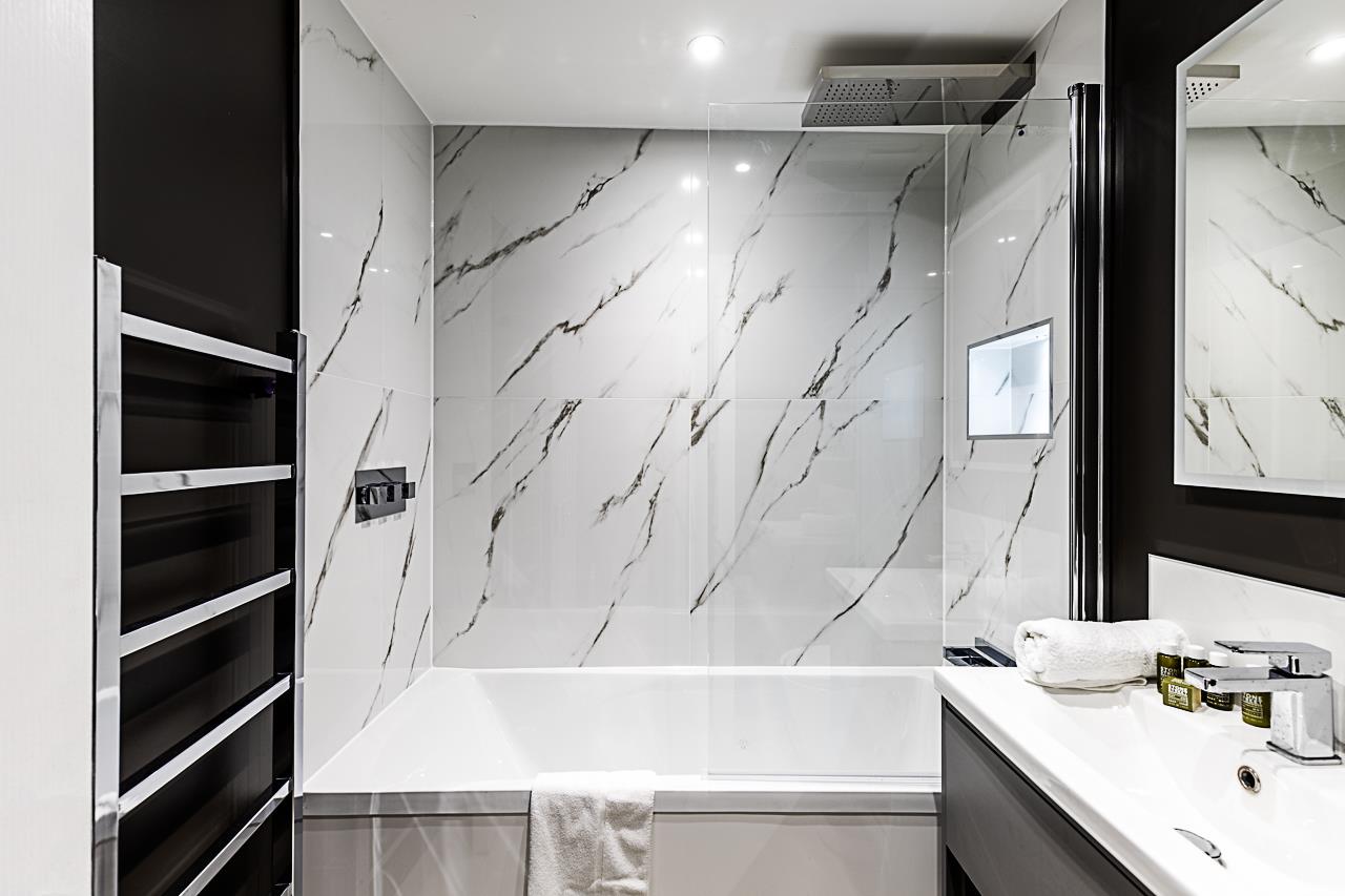 Property Image 38611f93-a3c9-42a0-8166-b44568d43b3b