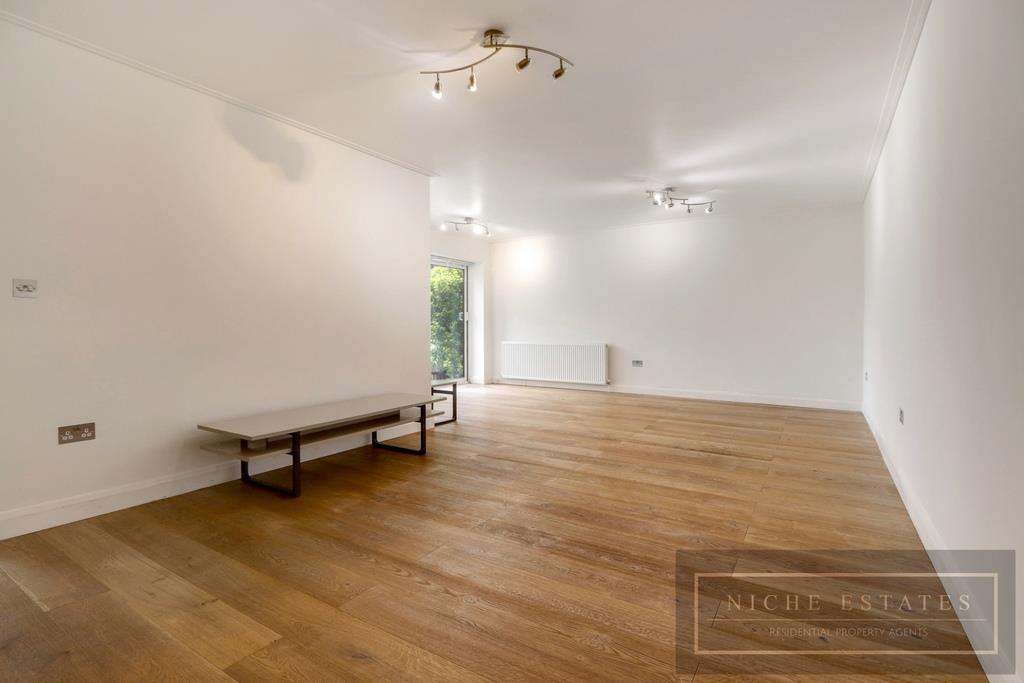 Property Image 38762477-6ea7-4527-a621-e989879adc39