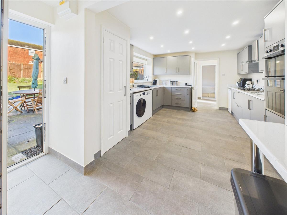 Property Image 3884986c-4d95-4586-9a04-39cb4972c0df