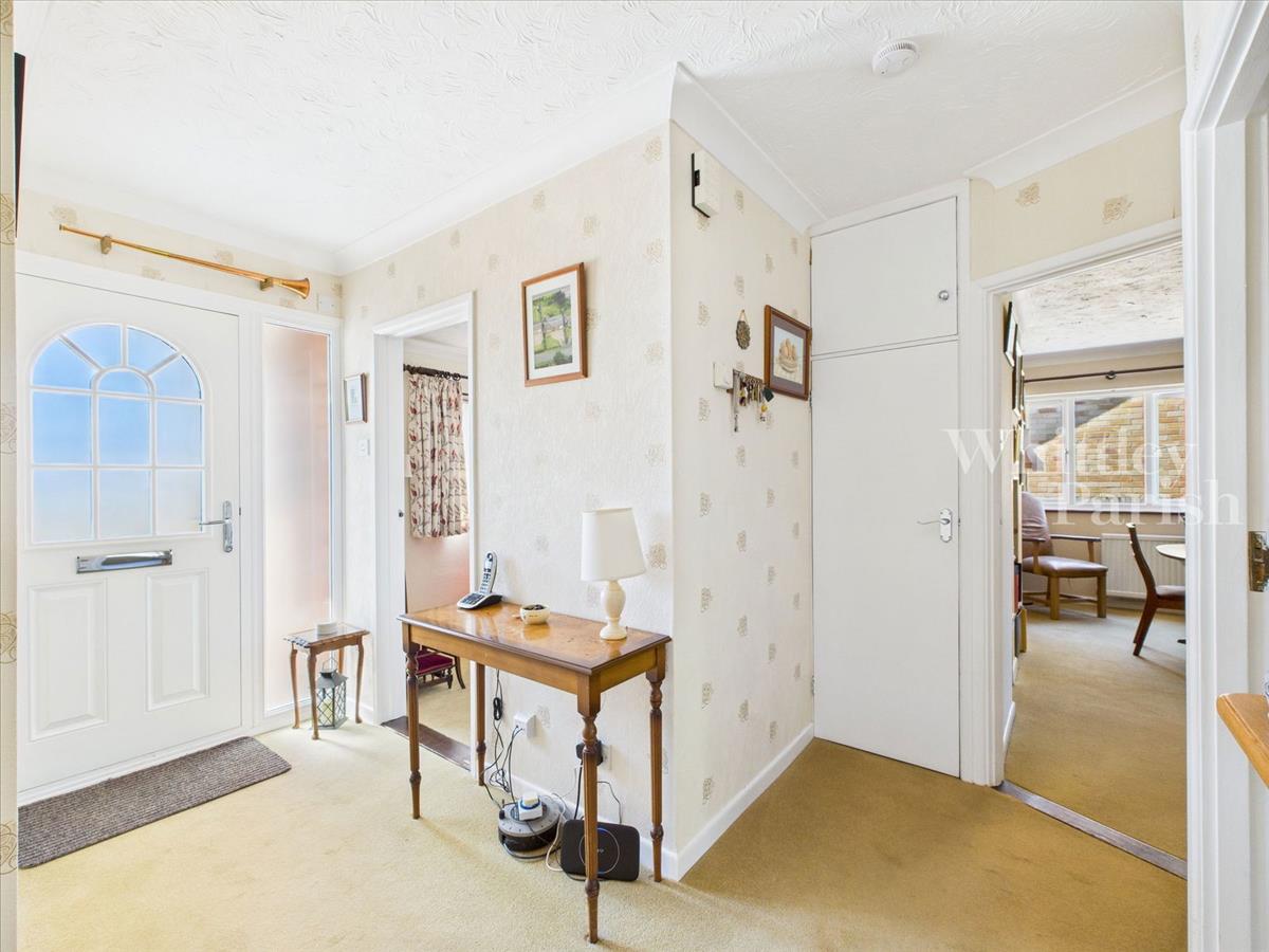 Property Image 38920f18-258d-4306-b95a-2815dc969d42