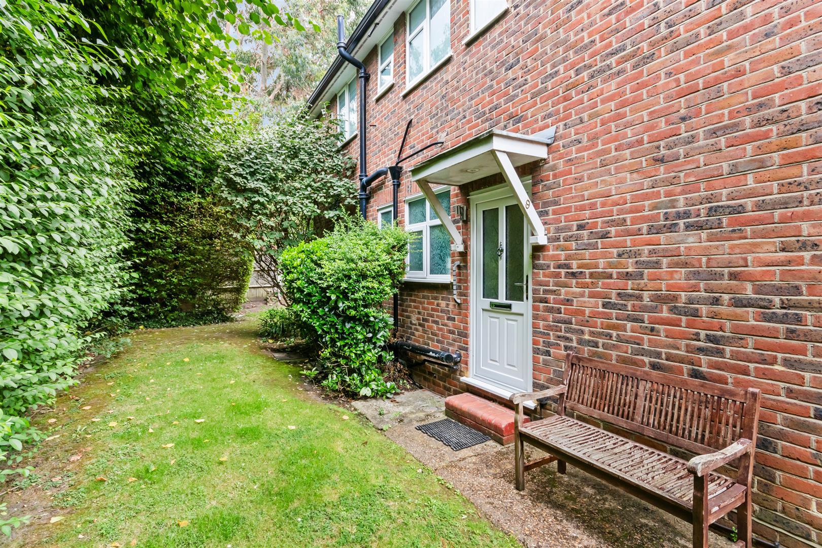 Property Image 3894fddb-2ad0-4425-80d2-98a924bf882e