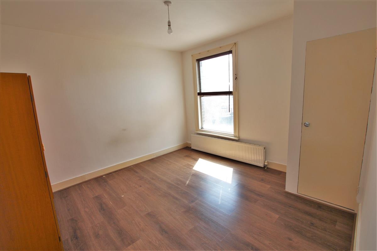 Property Image 38a338eb-e0a6-4b2a-a995-3b11009f11ca