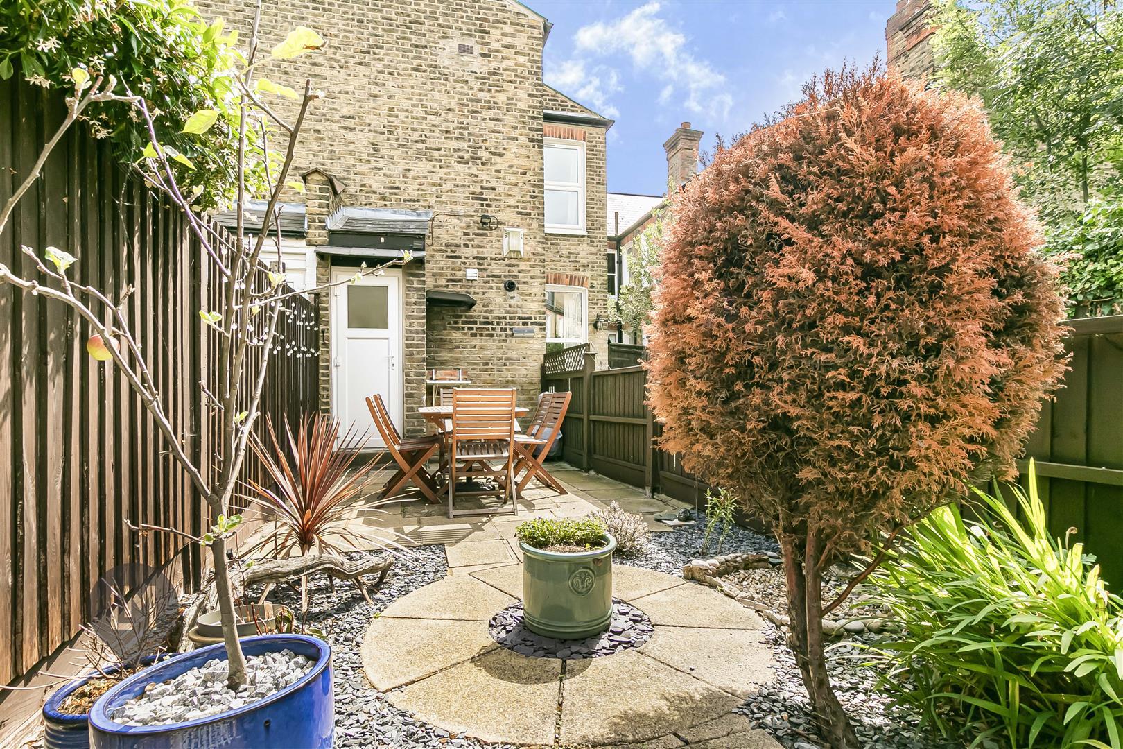 Property Image 38b3db9f-16c9-4eda-b470-14514f6a9156