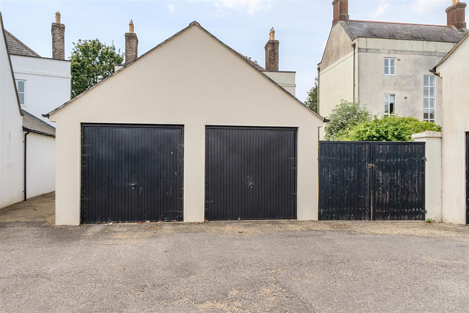 Property Image 38c1d934-5b8c-47f0-aace-8dd52f430568
