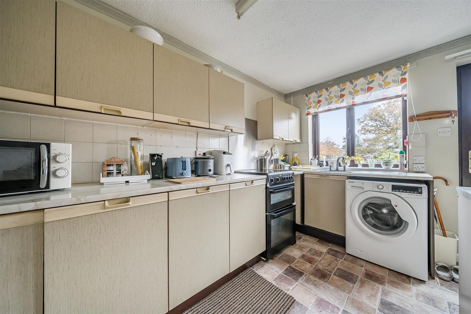 Property Image 38c51aee-0370-4940-899c-12330497f5cf