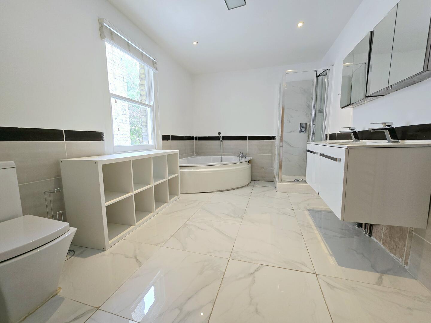 Property Image 38cab2e1-23b7-4007-97d1-9496ba0245f9