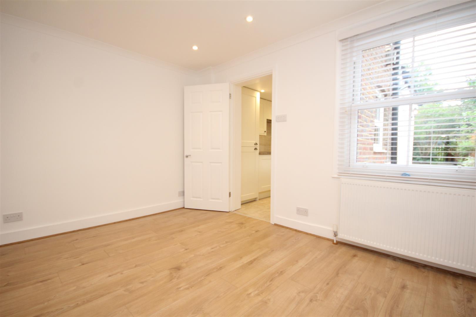 Property Image 38cbceea-3831-4e1e-8478-911c617e8e1d