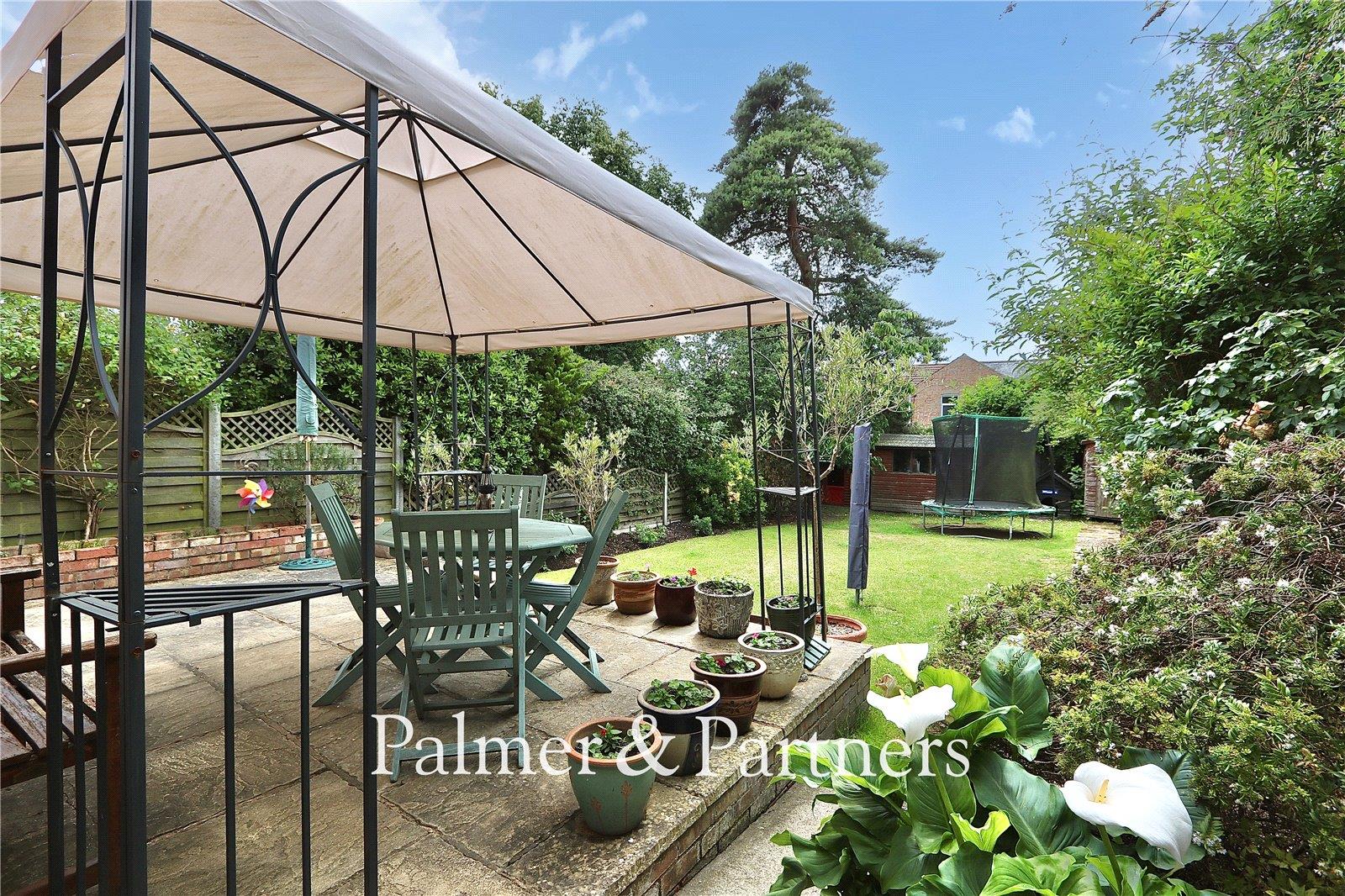 Property Image 38df481f-4ca8-48eb-8fa7-38de89921596