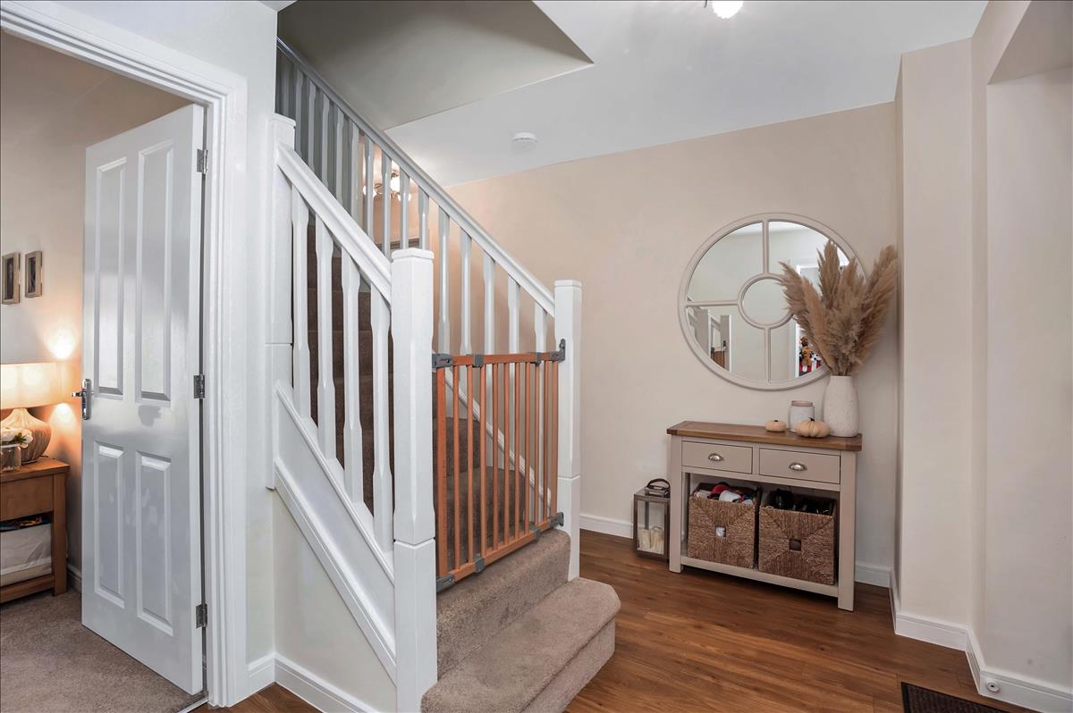 Property Image 38dff431-aa6f-4b76-abc6-bd27f7aadb07