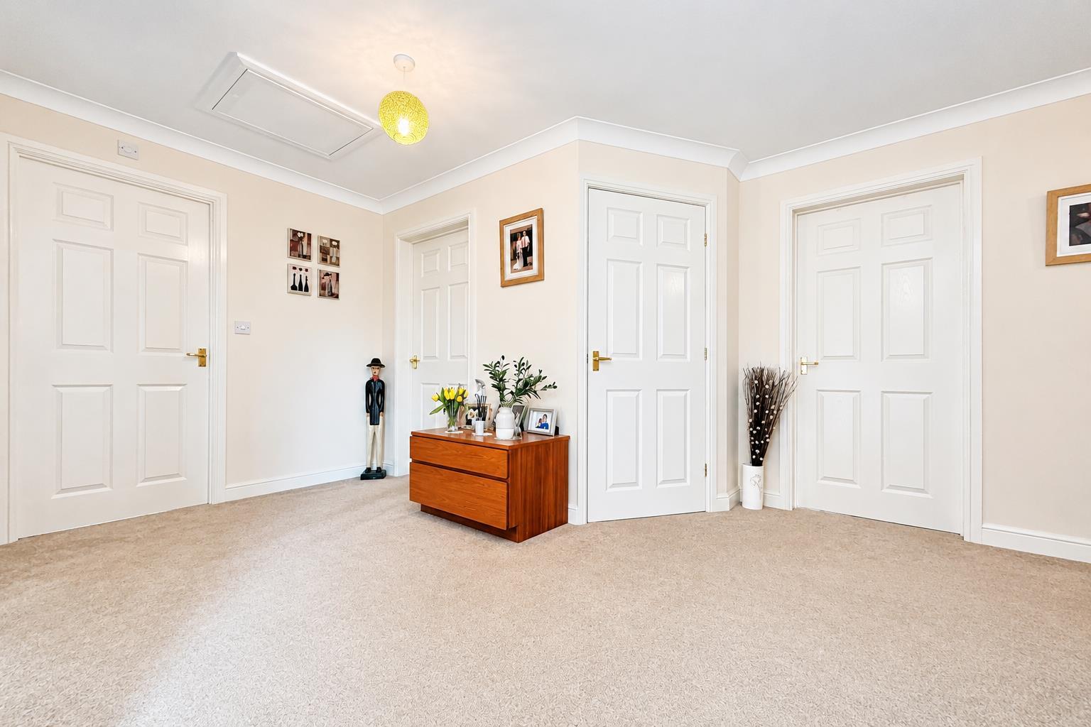 Property Image 38e19d7f-523e-403b-902f-57b75d76b431
