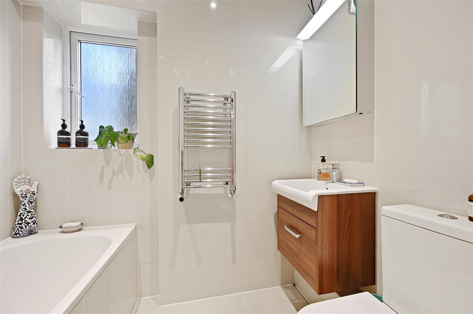 Property Image 38e5cbde-82f5-4b74-b7e0-da3ebbfd6465