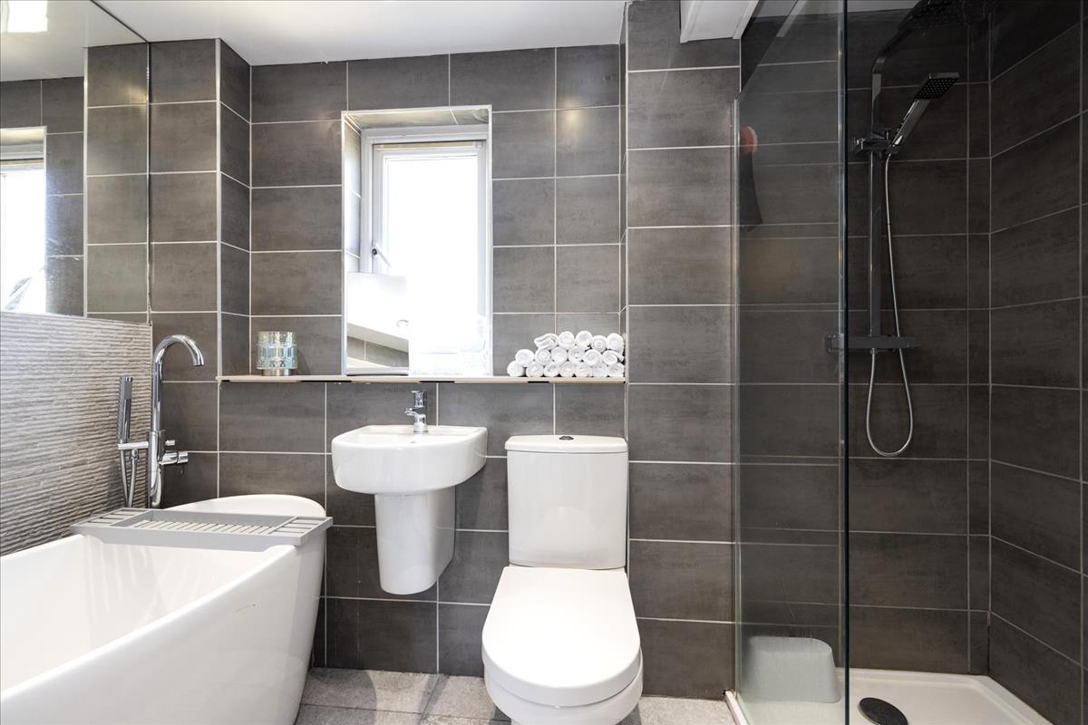 Property Image 38e6e6b3-ffde-497d-a1c7-729169a25291