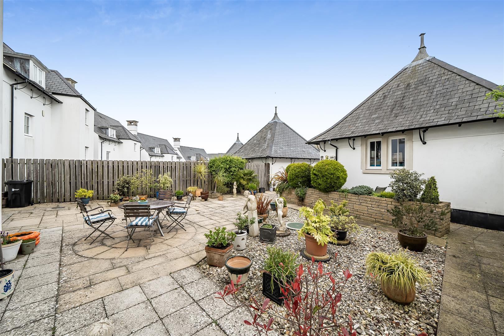 Property Image 38ee27ff-ce26-4e13-ac1b-311695621a30