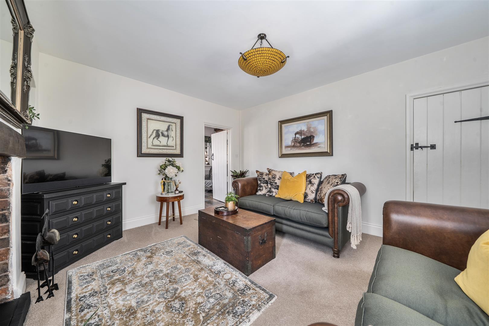 Property Image 38f1cbd6-8f74-45fc-af54-8e089438c0a8