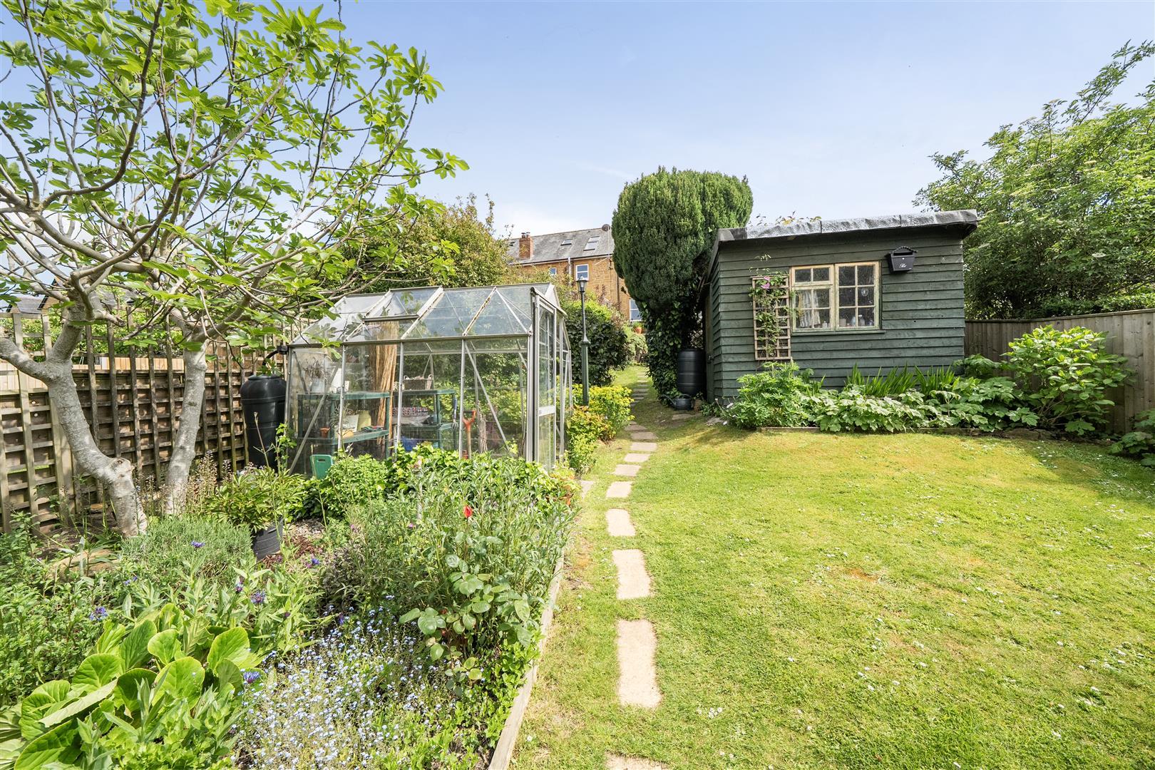 Property Image 38f8cdcb-e0a8-4d7d-a51e-31f9f82ca438