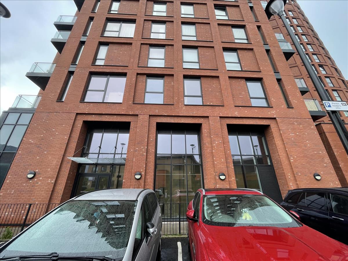 Property Image 38fde496-71df-4dd3-b46d-60bd642647b2