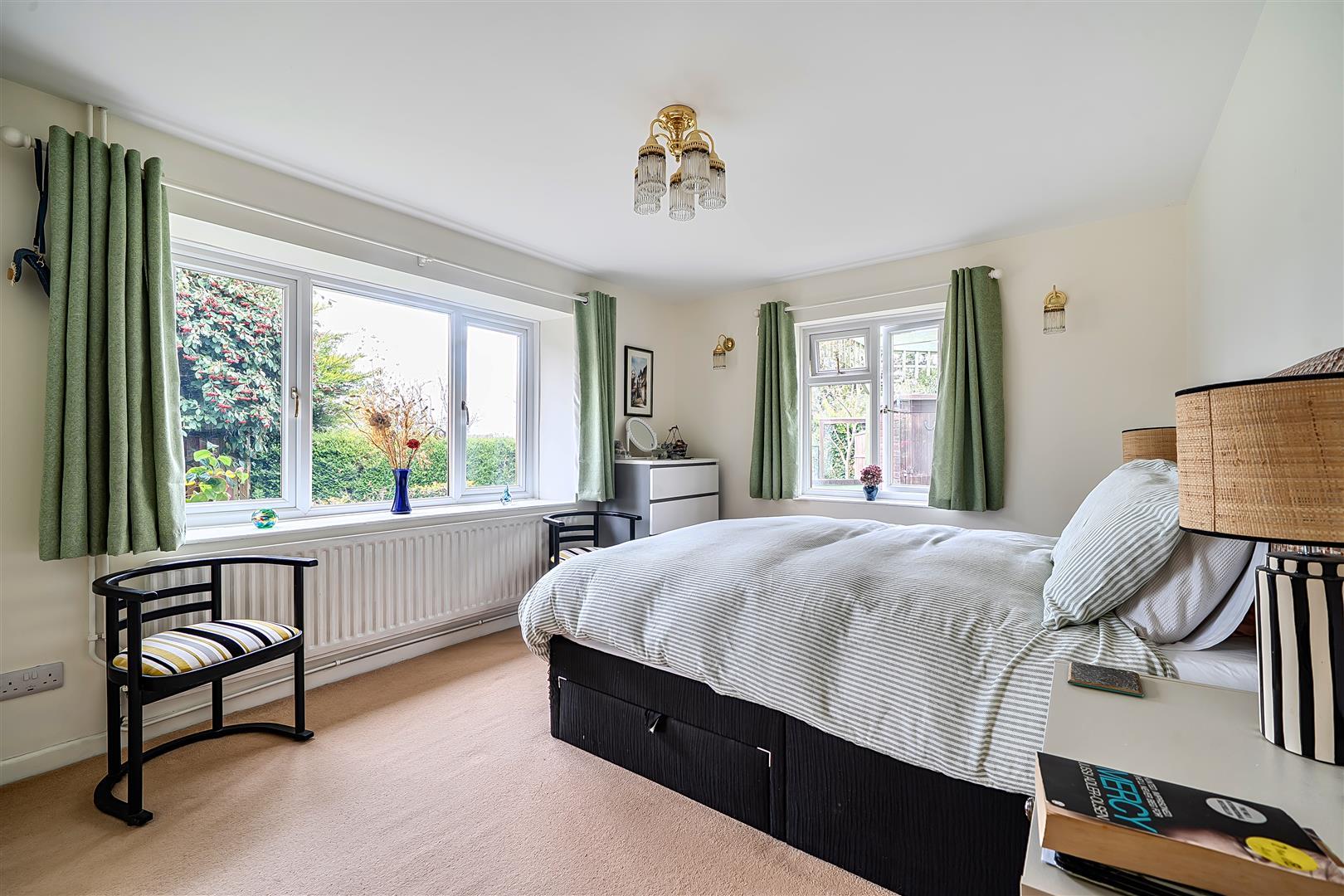 Property Image 38fef96a-06cf-41c0-80c5-5513866b3efc