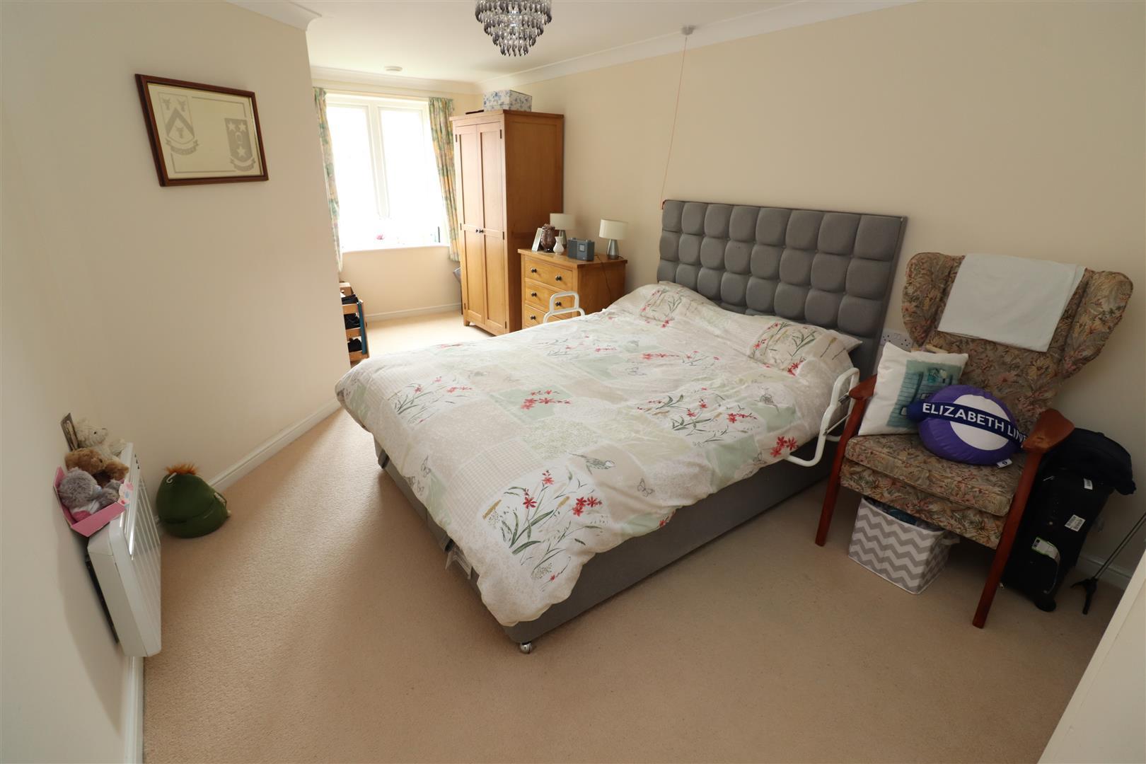 Property Image 39018365-4ace-4f0c-965d-26f7d428a1d7