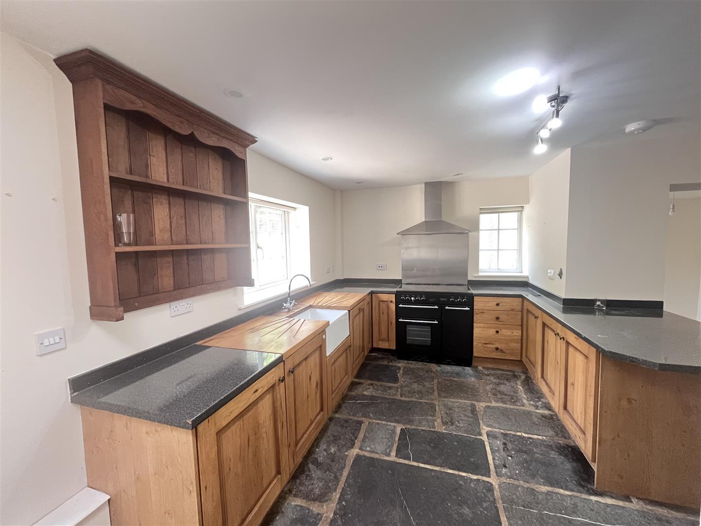 Property Image 3905aa1d-5eb8-4d30-918f-62c98e238265