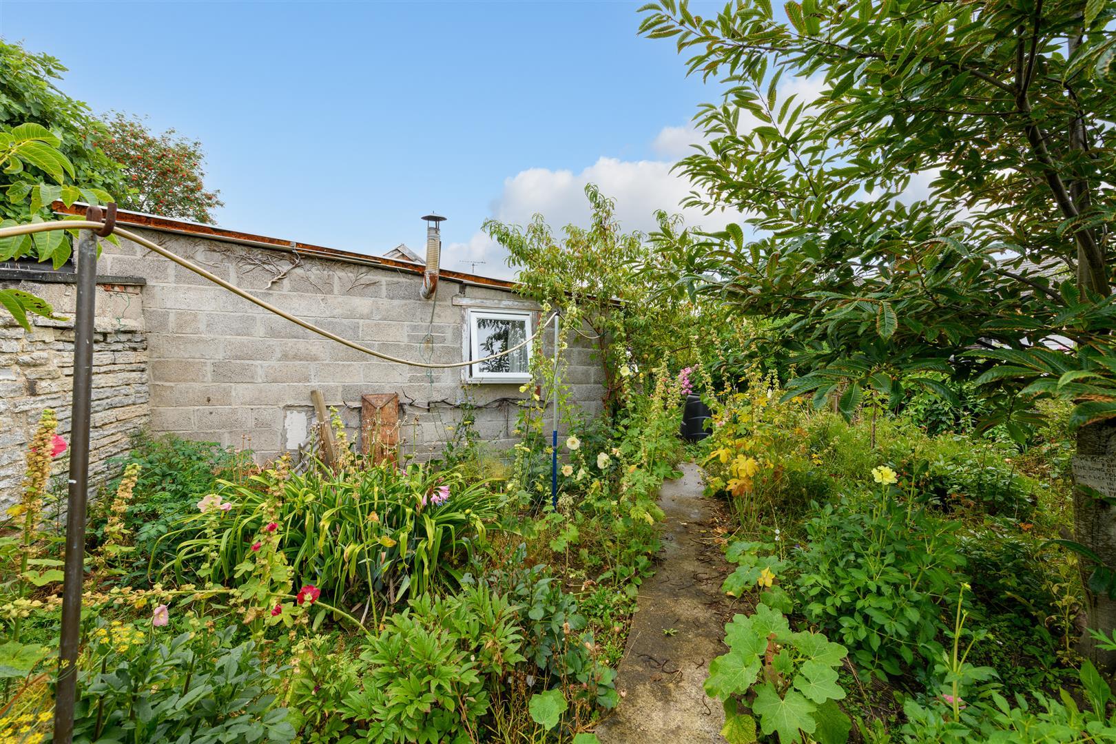 Property Image 3905b1da-2b1e-439e-9791-c8f38d6c23d5