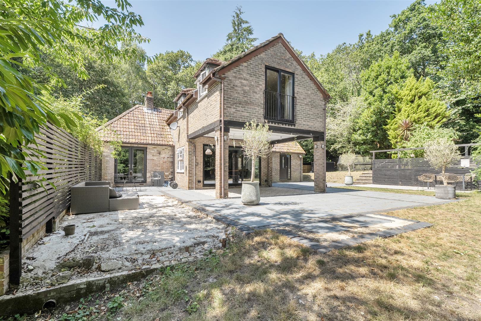 Property Image 39214ddf-c6a3-4a7a-a267-6f504b5a519e