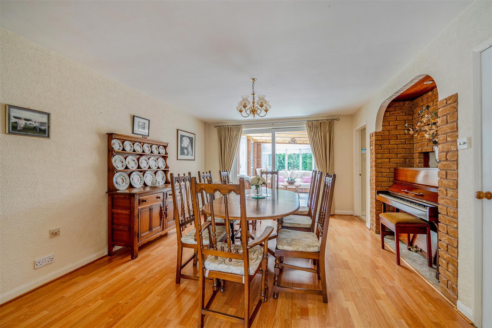 Property Image 39316265-c7be-4ada-bd68-64484381894e