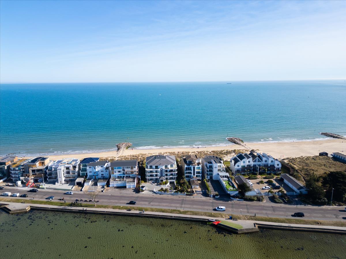 Property Image 393292df-ae56-4d08-b26a-33b9871572bc