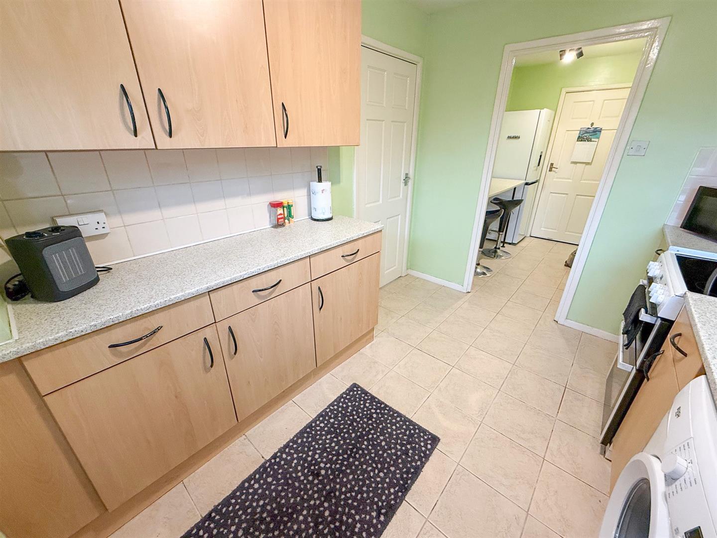 Property Image 393614fb-ddeb-491b-9bea-fbb862710e1d