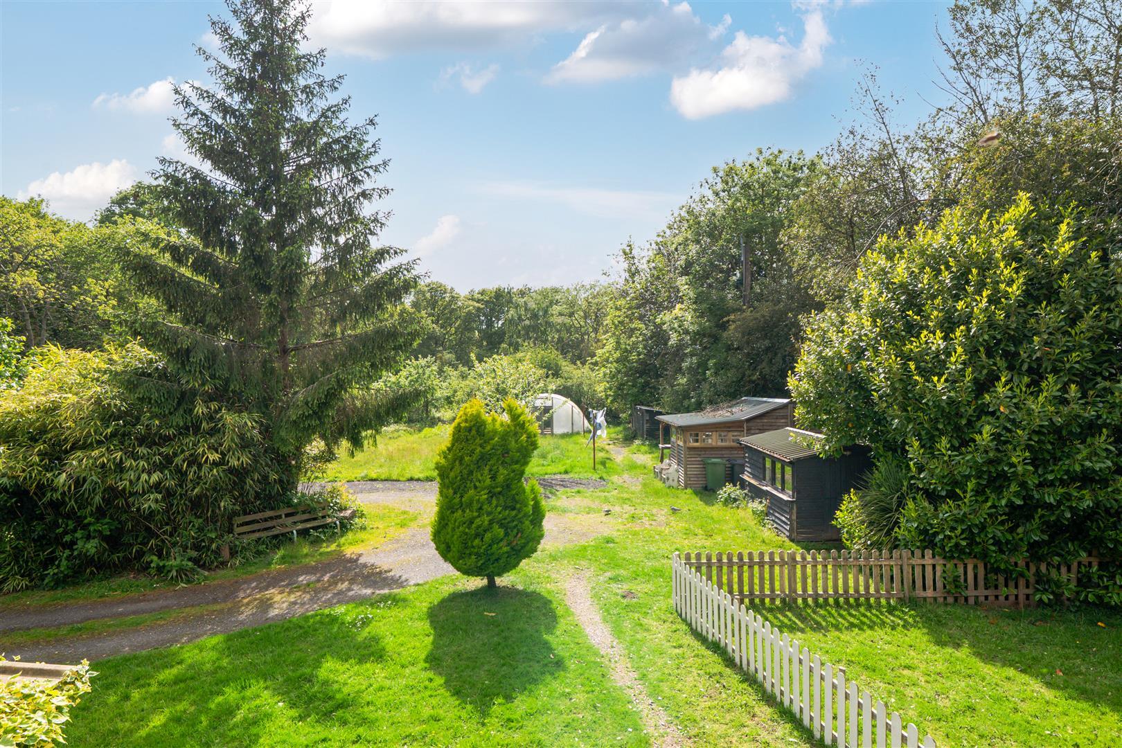 Property Image 393a60f3-9b53-4e3c-9f41-6db6ee0de733