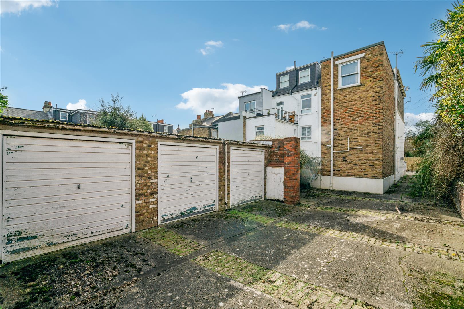 Property Image 395870cf-48e7-4cb2-87eb-b350c8b4efbc