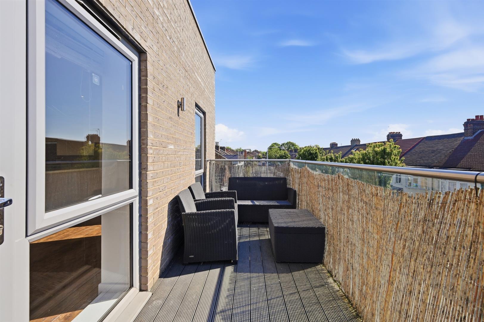Property Image 395d6b36-000e-4376-97f3-93f947606dbd